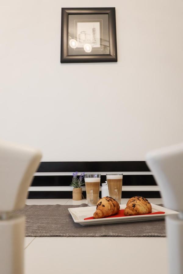 Zara City Center Apartment Bagian luar foto